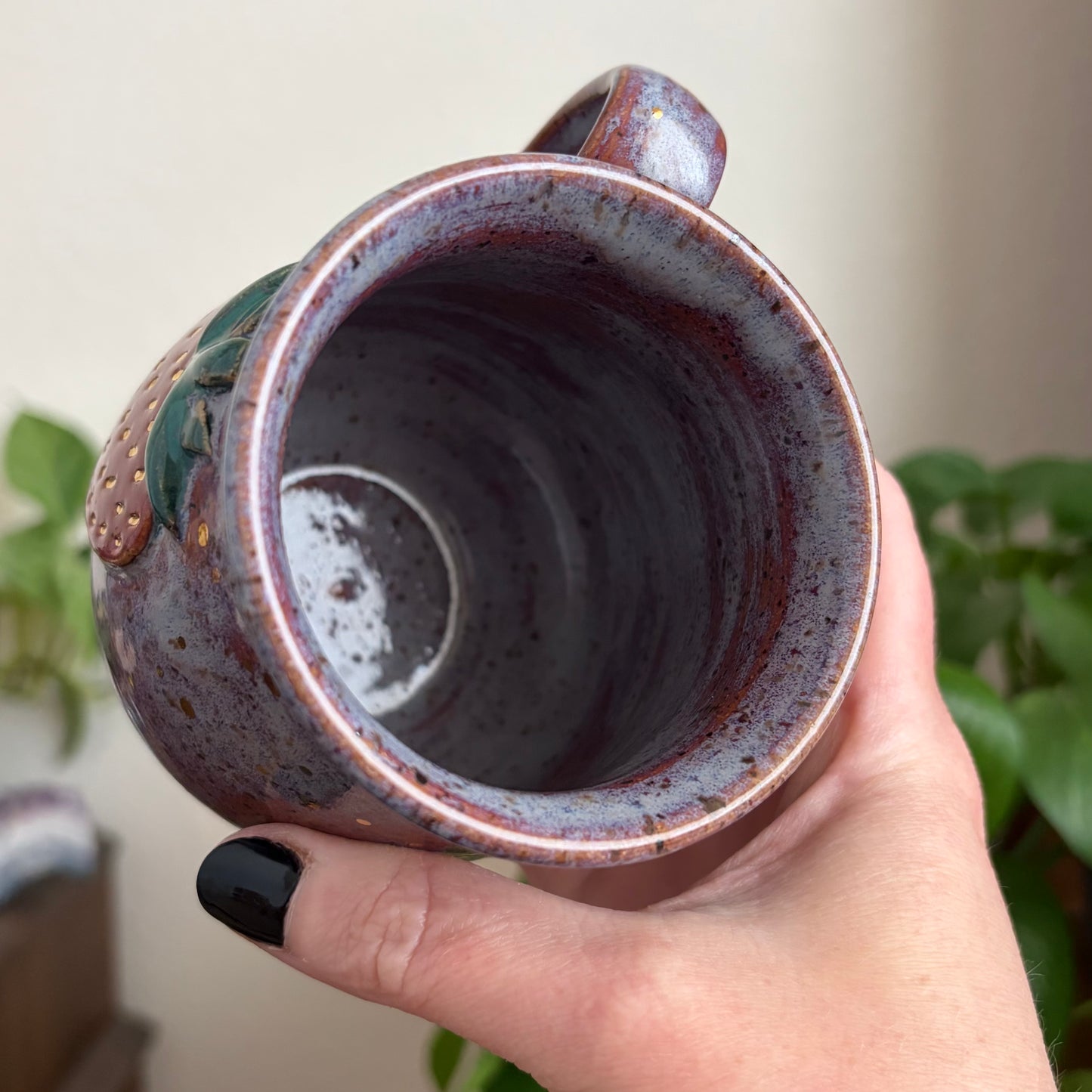 The Strawberry Mug • Drippy Déjà Vu Glaze • 14 fl oz