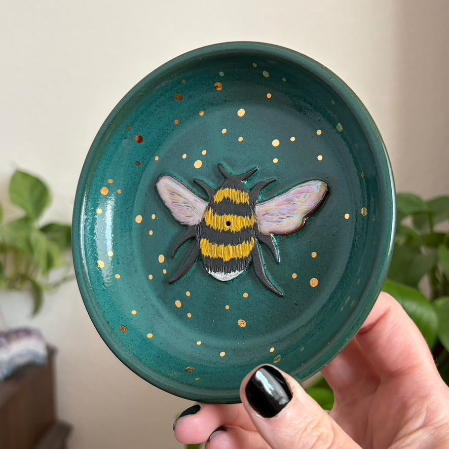 Bee Incense Holder • Emerald Glaze