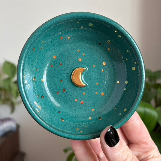 Crescent Moon Ring Bowl • Emerald Glaze