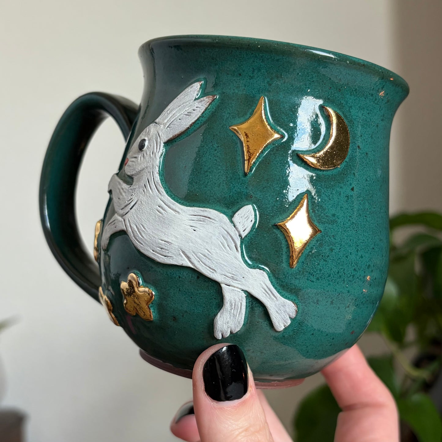 White Hare Mug • Emerald Glaze • 14 fl oz