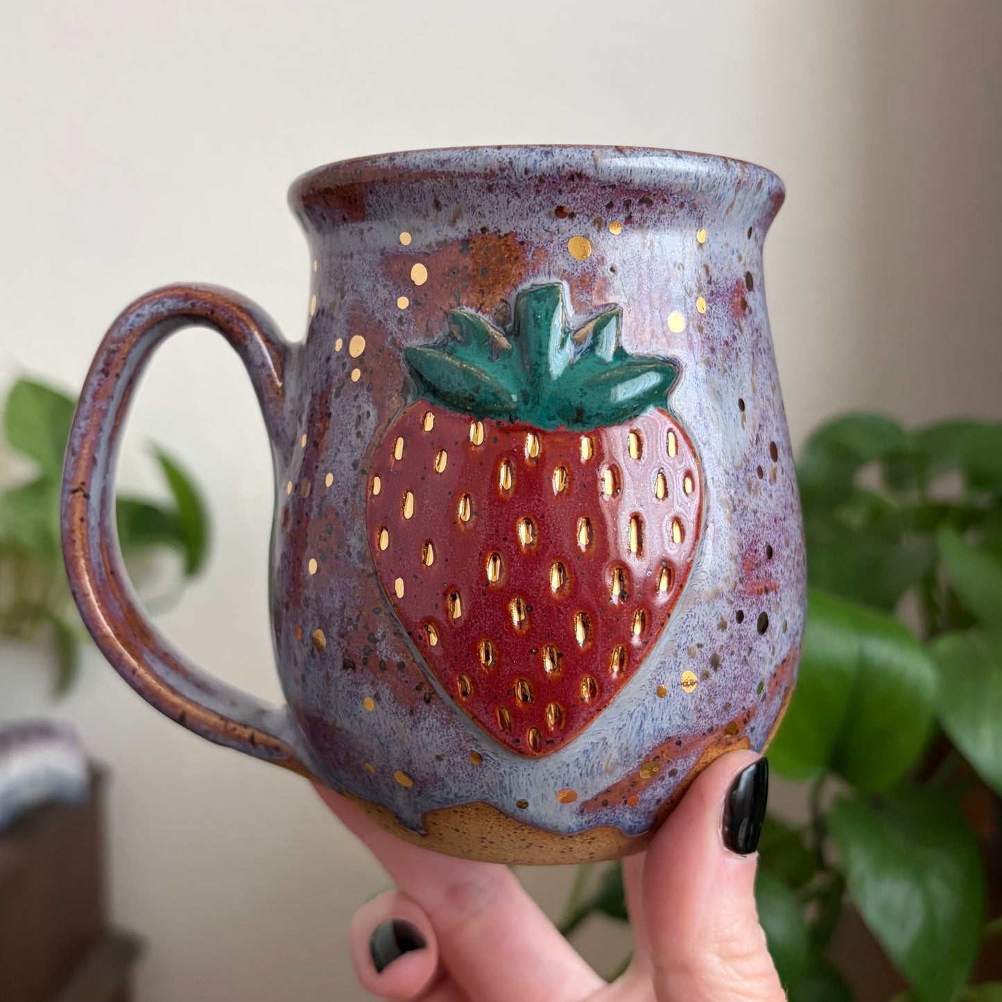 The Strawberry Mug • Drippy Déjà Vu Glaze • 14 fl oz