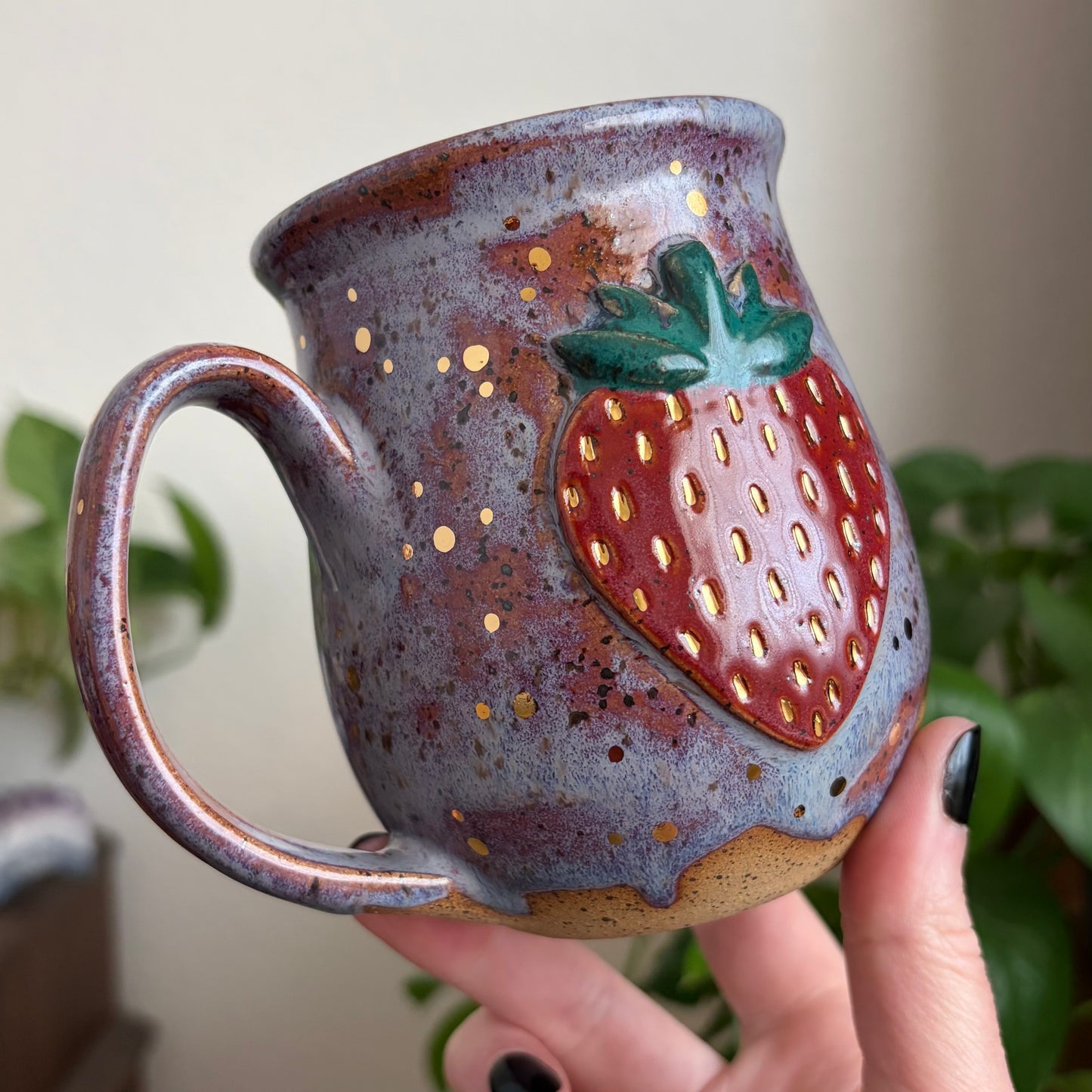 The Strawberry Mug • Drippy Déjà Vu Glaze • 14 fl oz