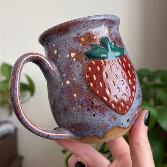 The Strawberry Mug • Drippy Déjà Vu Glaze • 14 fl oz