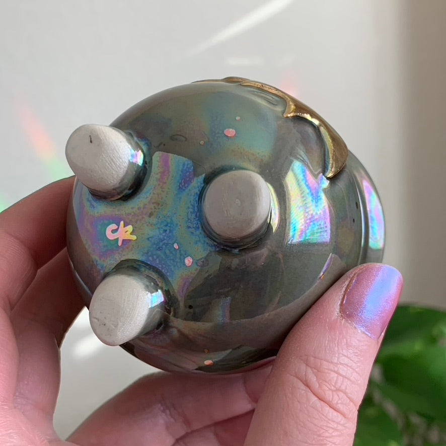 Bat Mini Ritual Cauldron • Aura Smoke Glaze