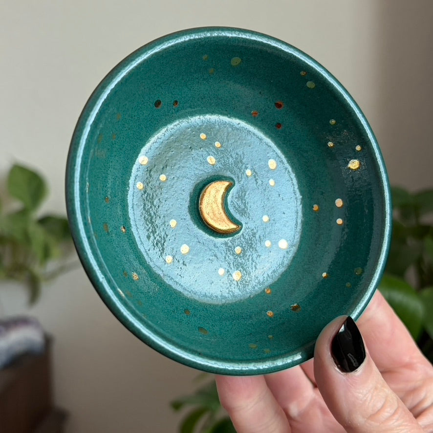 Crescent Moon Ring Bowl • Emerald Glaze