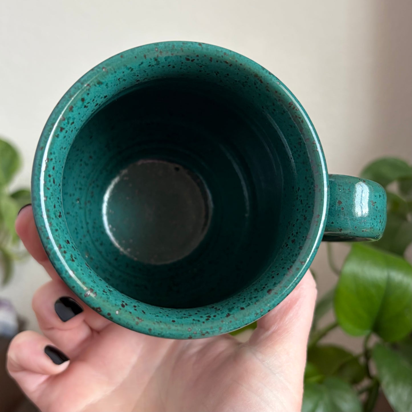 Sleepy Fox Mug • Emerald Glaze • 16 fl oz