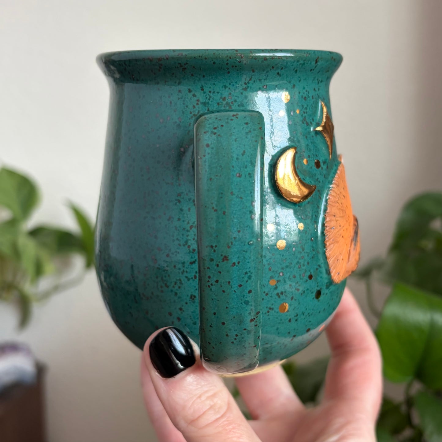 Sleepy Fox Mug • Emerald Glaze • 16 fl oz