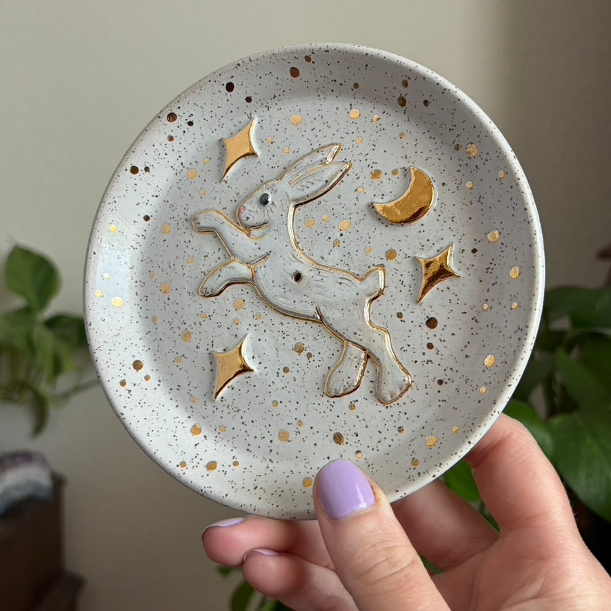 Celestial Hare Incense Holder • Snow Glaze