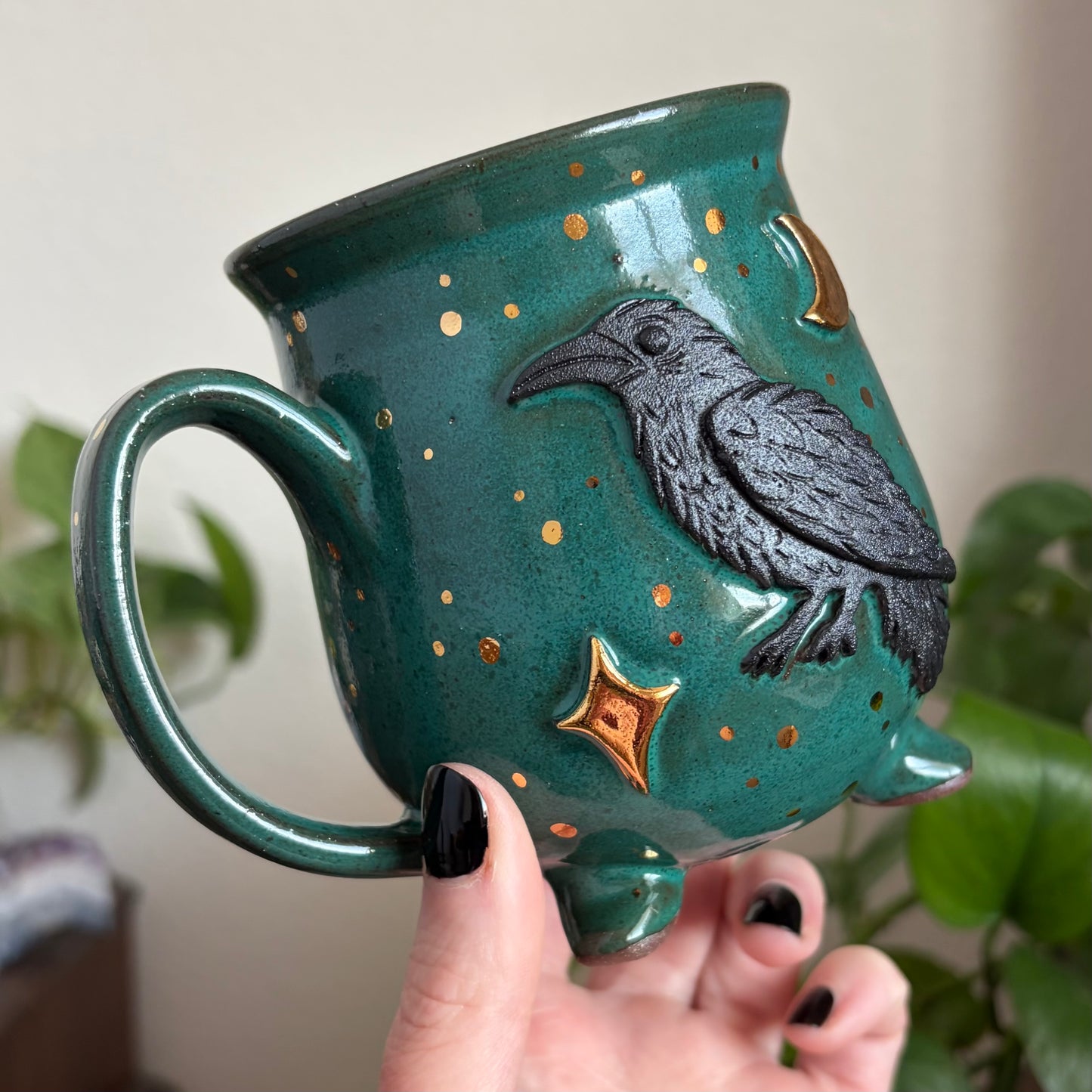 Raven Cauldron Mug • Emerald Glaze • 15 fl oz
